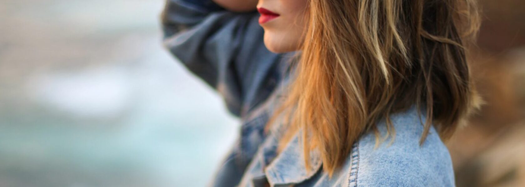 photo-1522228115018-d838bcce5c3a